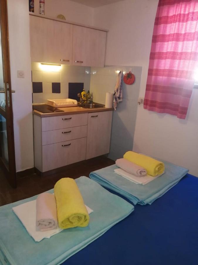 Apartmani Rosanda 2 เพทรอซาเน ภายนอก รูปภาพ