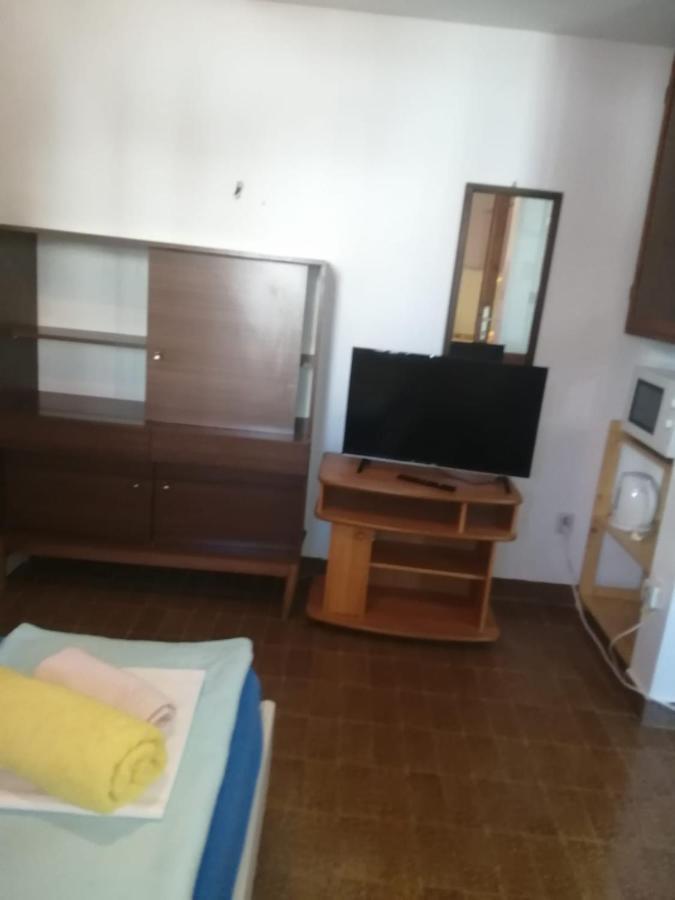 Apartmani Rosanda 2 เพทรอซาเน ภายนอก รูปภาพ